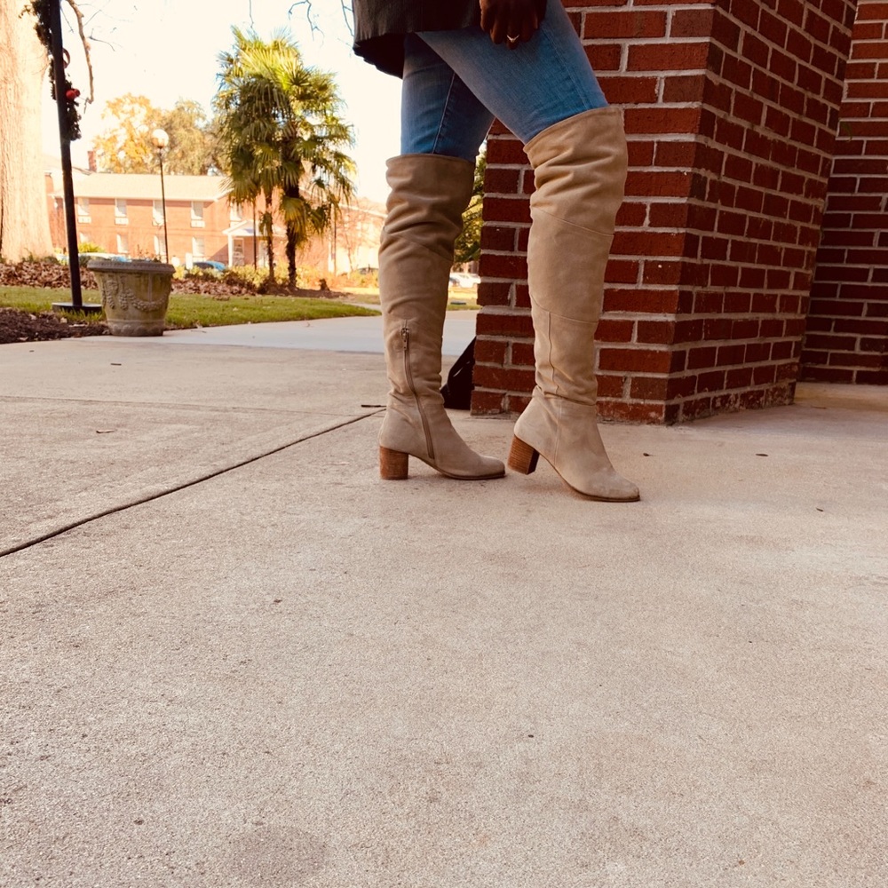 I am selling these long thigh high boots. - Picture 2 of 2